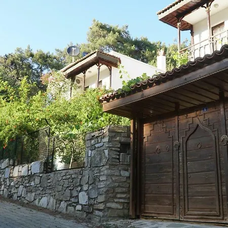 Totelya Pansiyon *